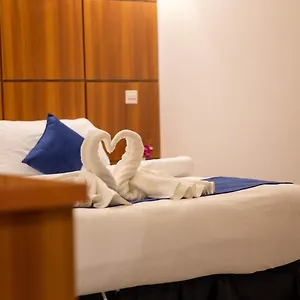 شاليهات الماسية الأولى 3* Jeddah